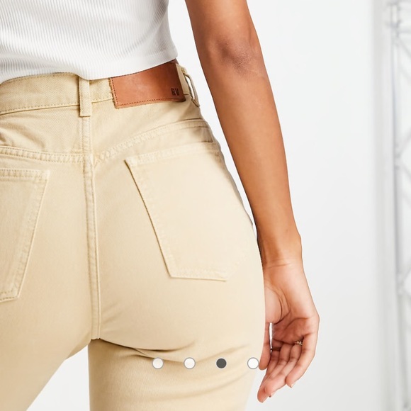 W28 high waisted khaki vintage fit pants - Picture 2 of 5